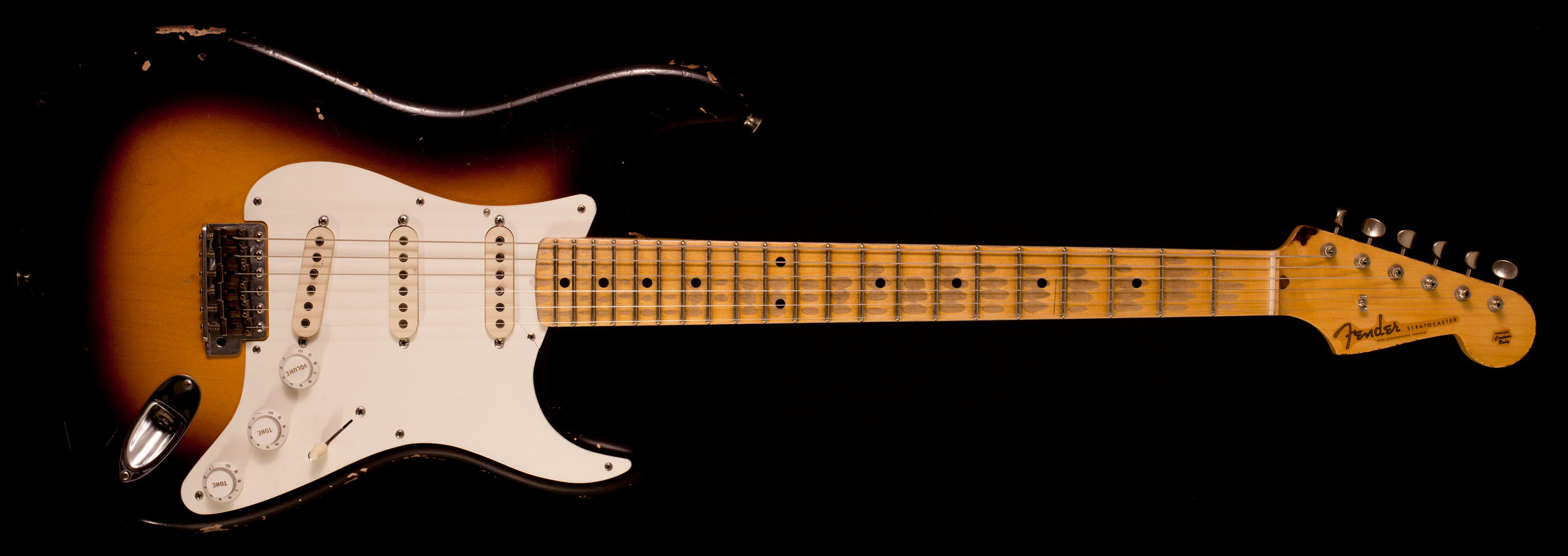 Fender Stratocaster Eric Clapton "Brownie" Tribute Gitarren Total