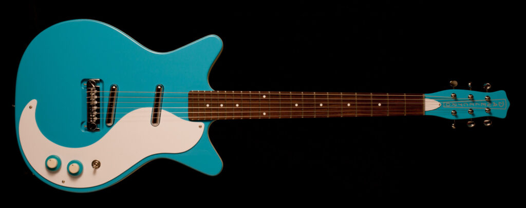 Danelectro '59M NOS Baby Come Back Blue
