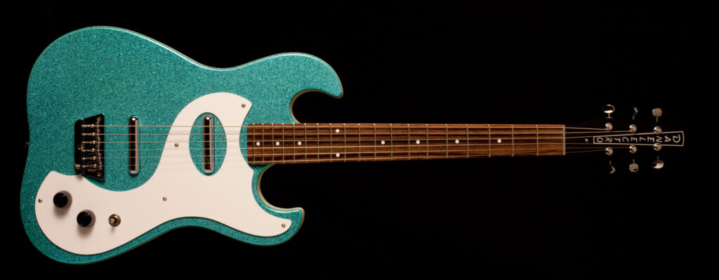 Danelectro '63 Dano Turquoise Metal Flake