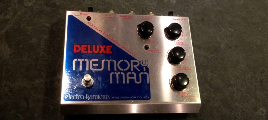 Electro Harmonix Deluxe Memory Man 70's Blue Face