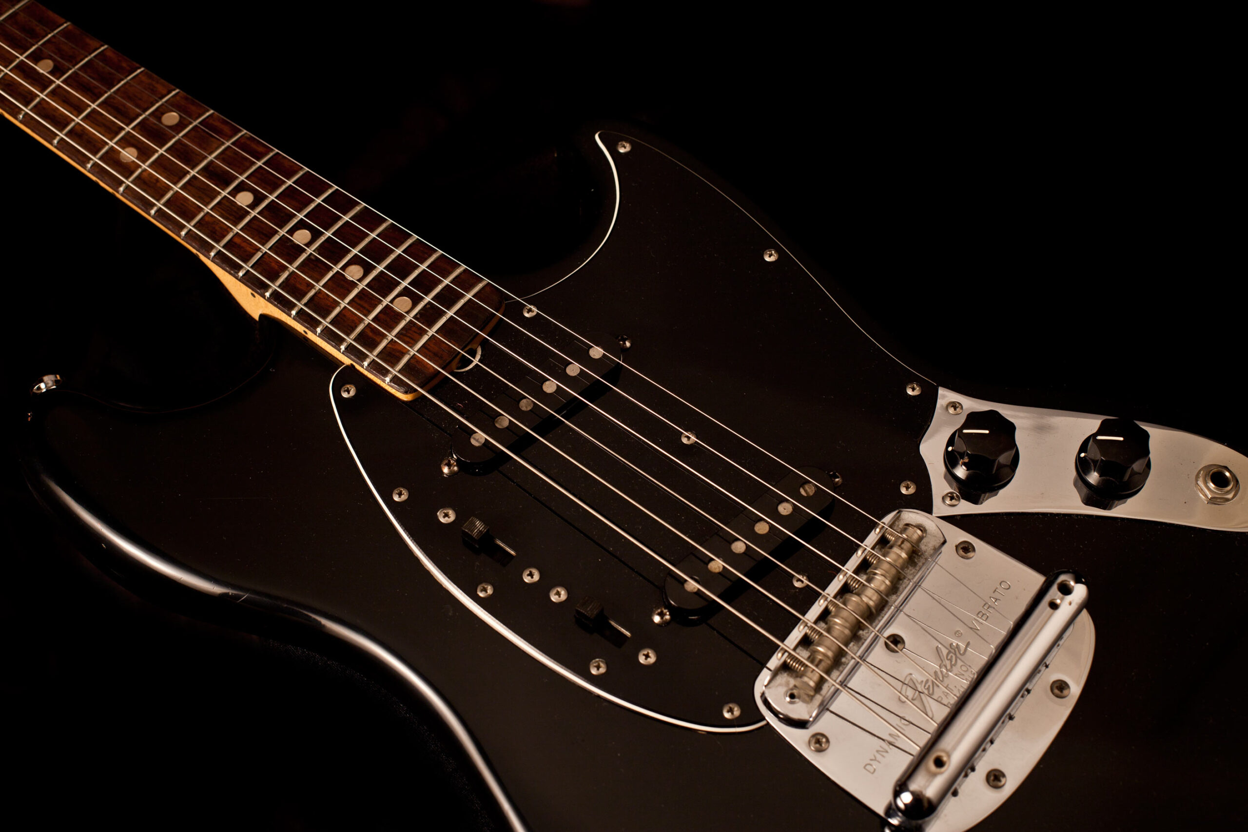 Fender Mustang 1977 Black - Image 5