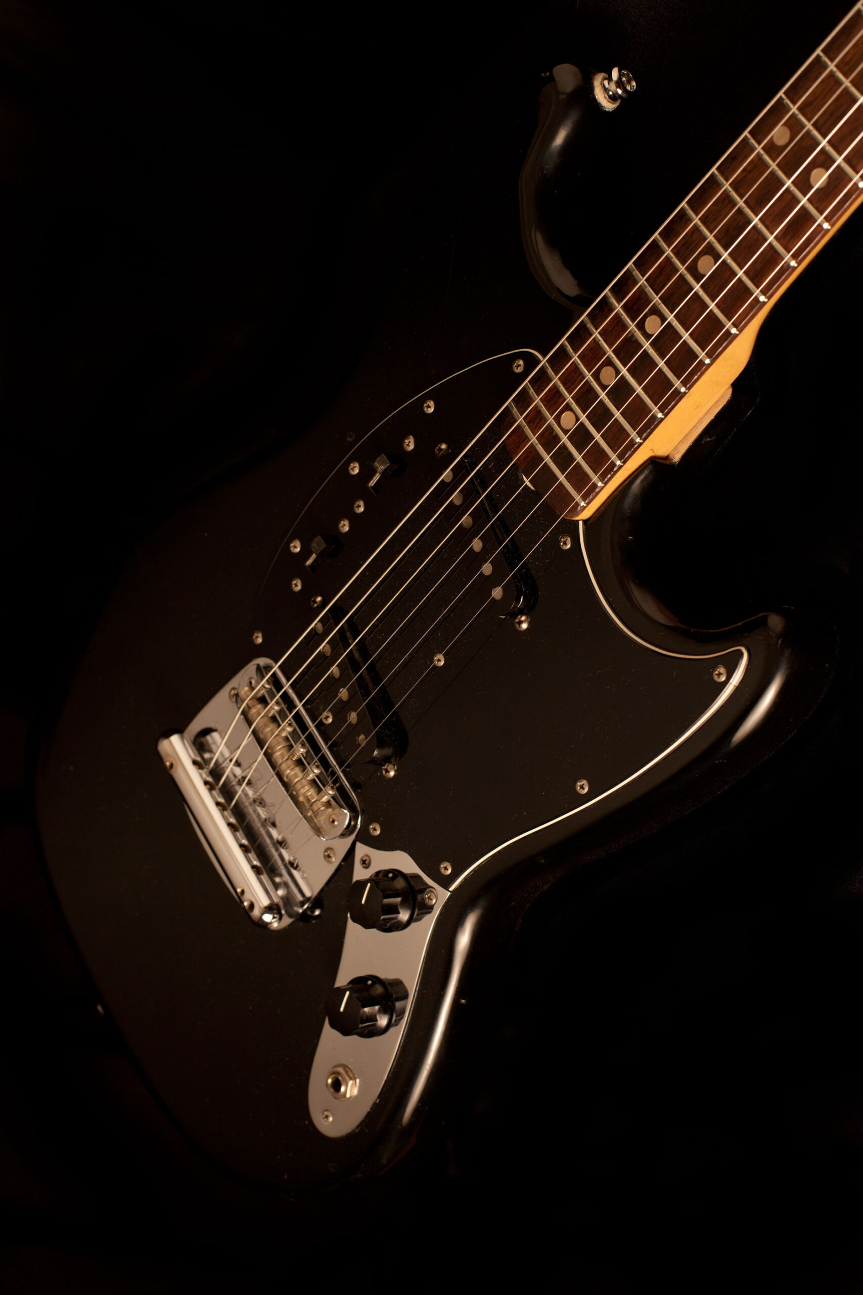Fender Mustang 1977 Black - Image 6