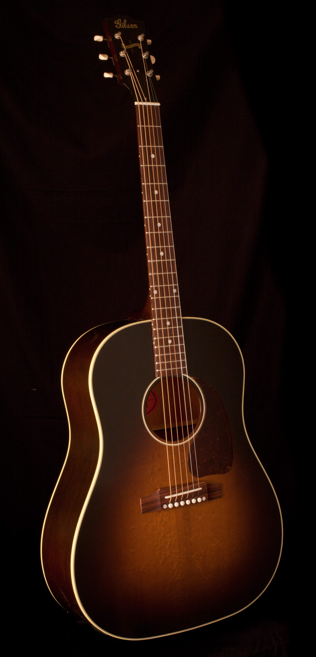 Gibson J-45 Vintage - Image 3