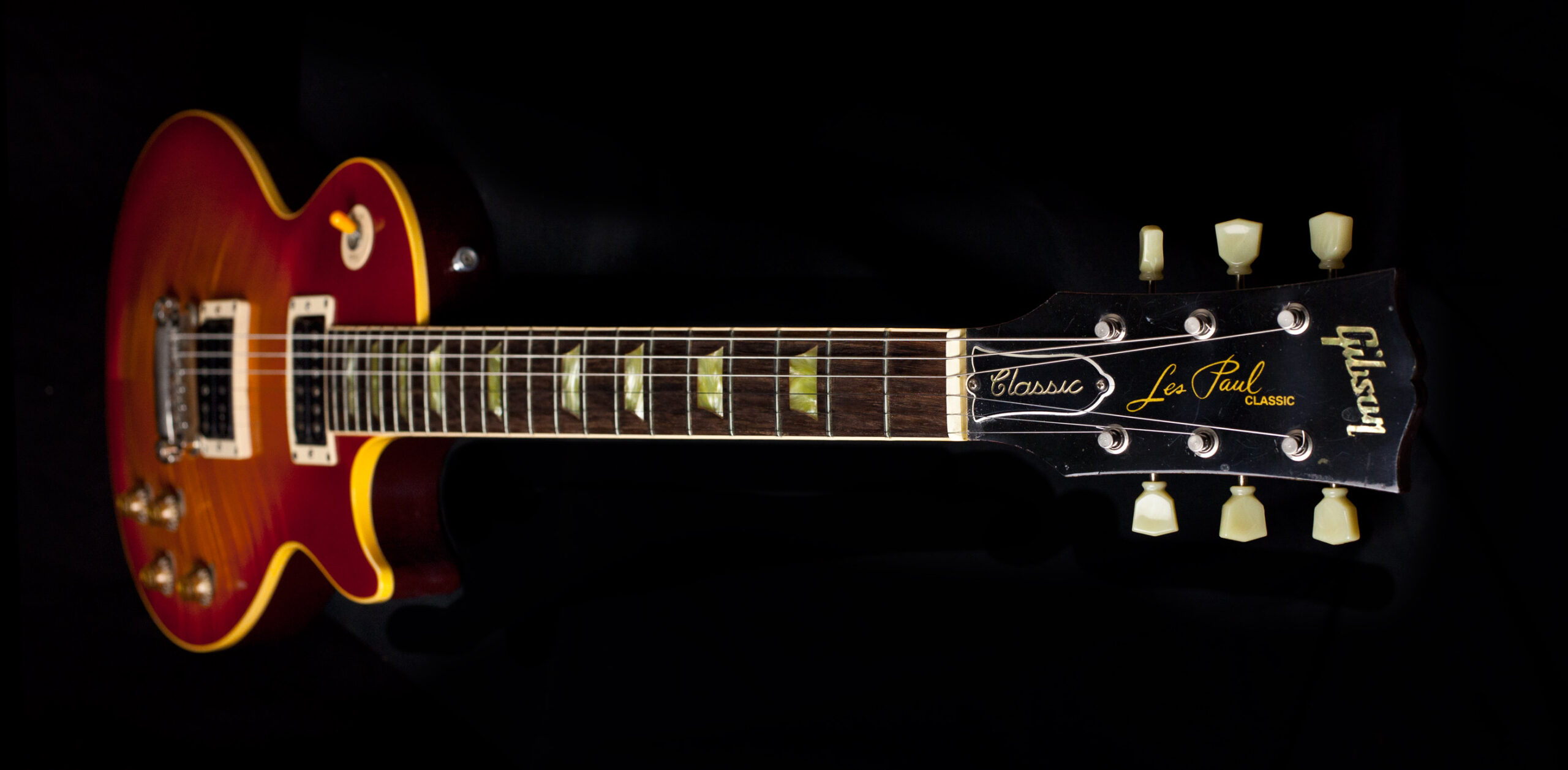 Gibson Les Paul Classic Premium Plus Heritage Cherry Sunburst 1995
