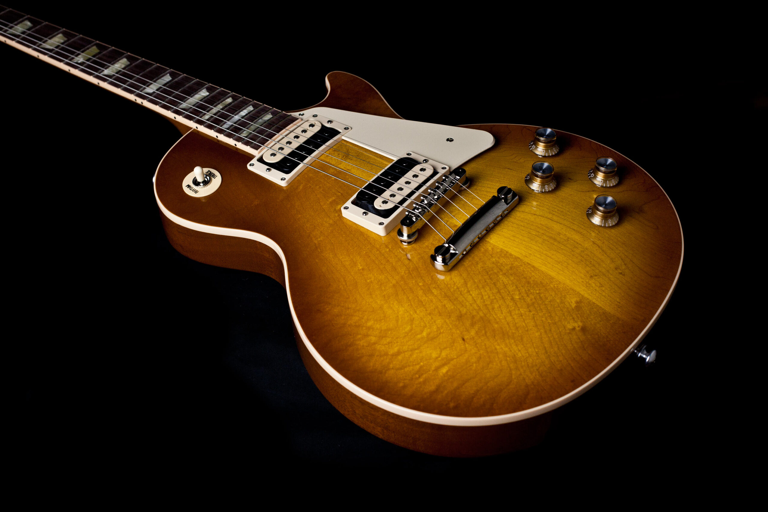 Gibson Les Paul Classic Honey Burst - Image 6