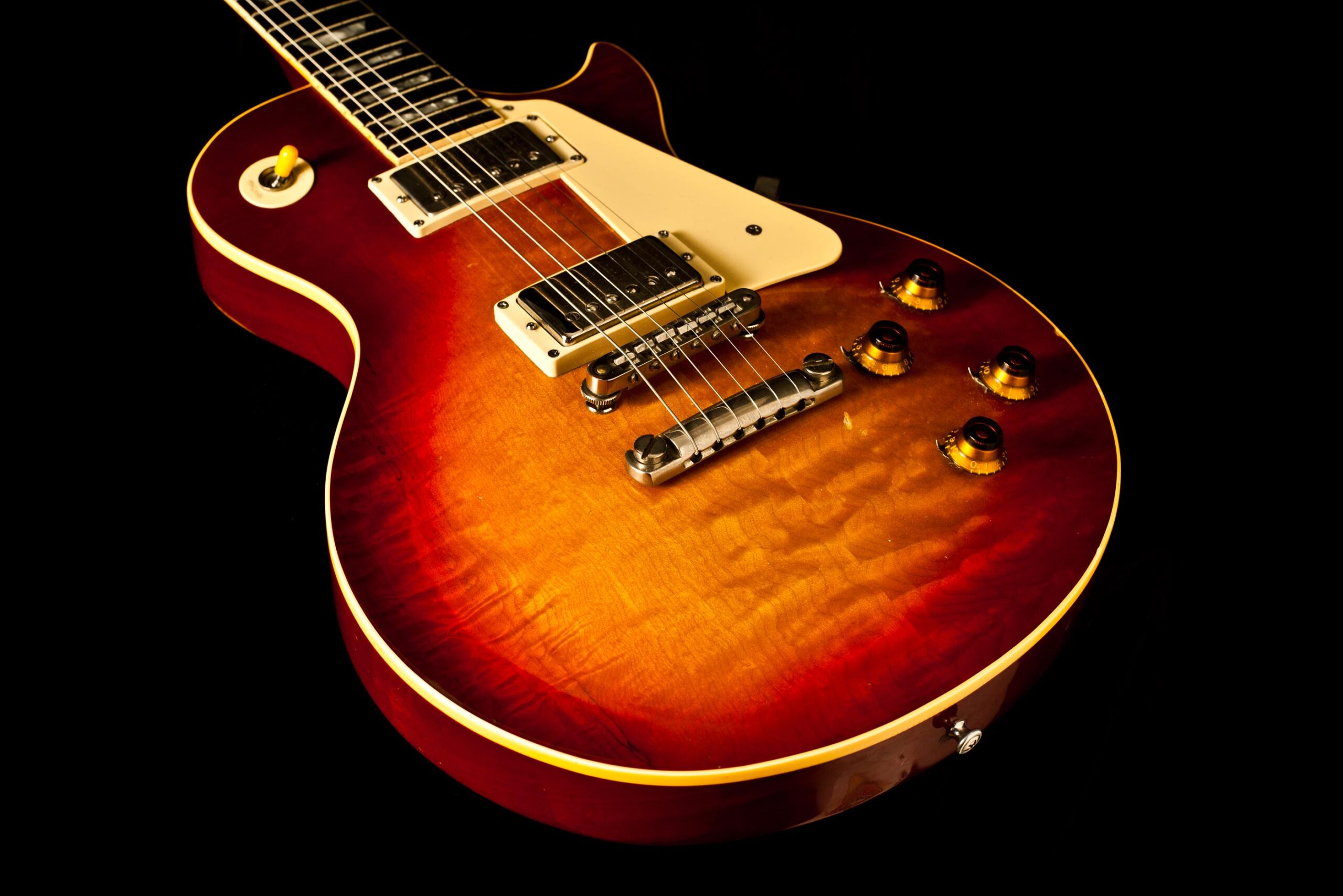 Gibson Les Paul Heritage Series Standard-80 Elite Cherry Sunburst 1982 - Image 6
