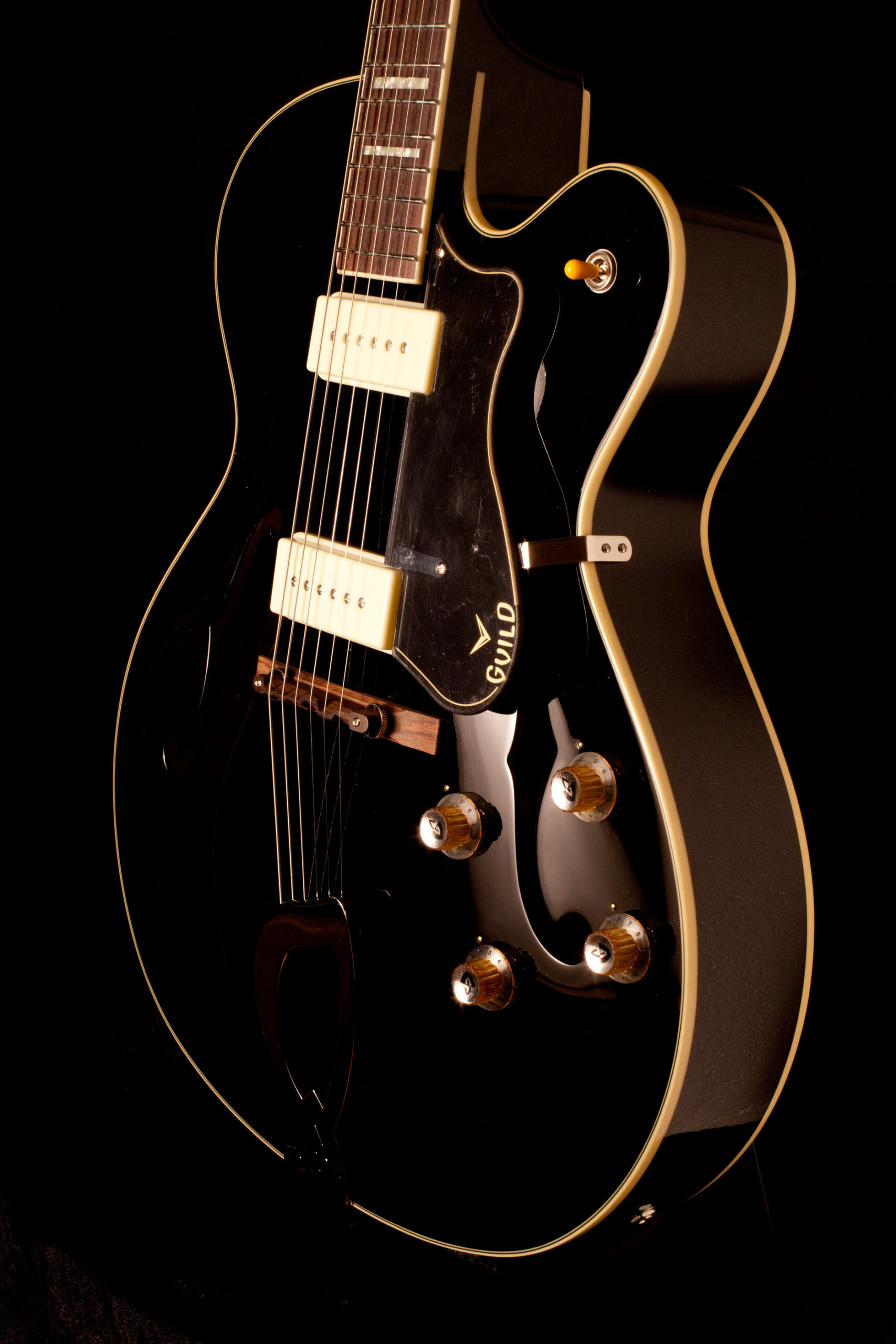Guild X-175 Manhattan Black – Bild 3
