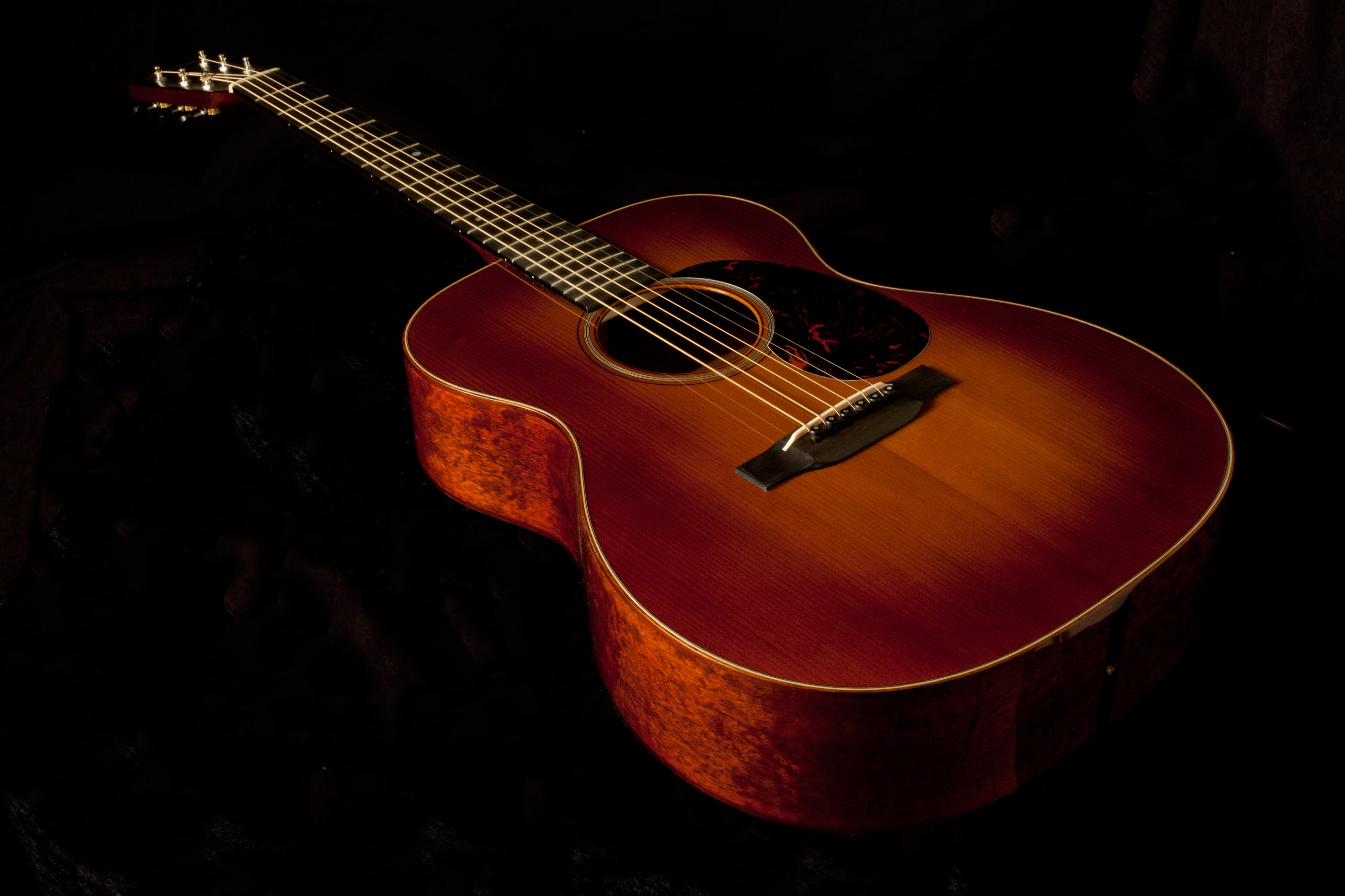 Martin 000-18 Marquis Sunburst Custom Shop - Gitarren Total