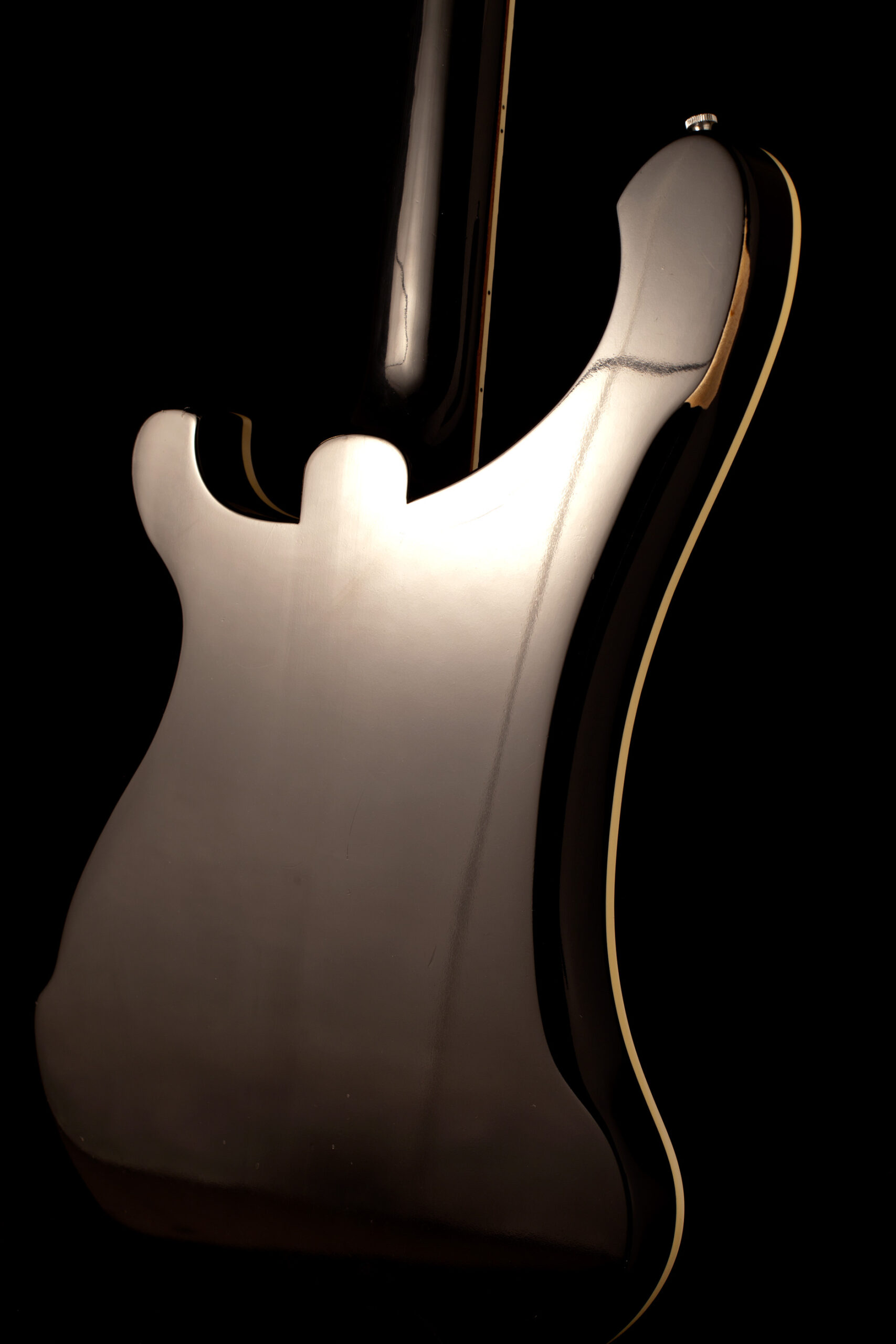 Rickenbacker 4001 Bass Jetglo 1981 - Image 5