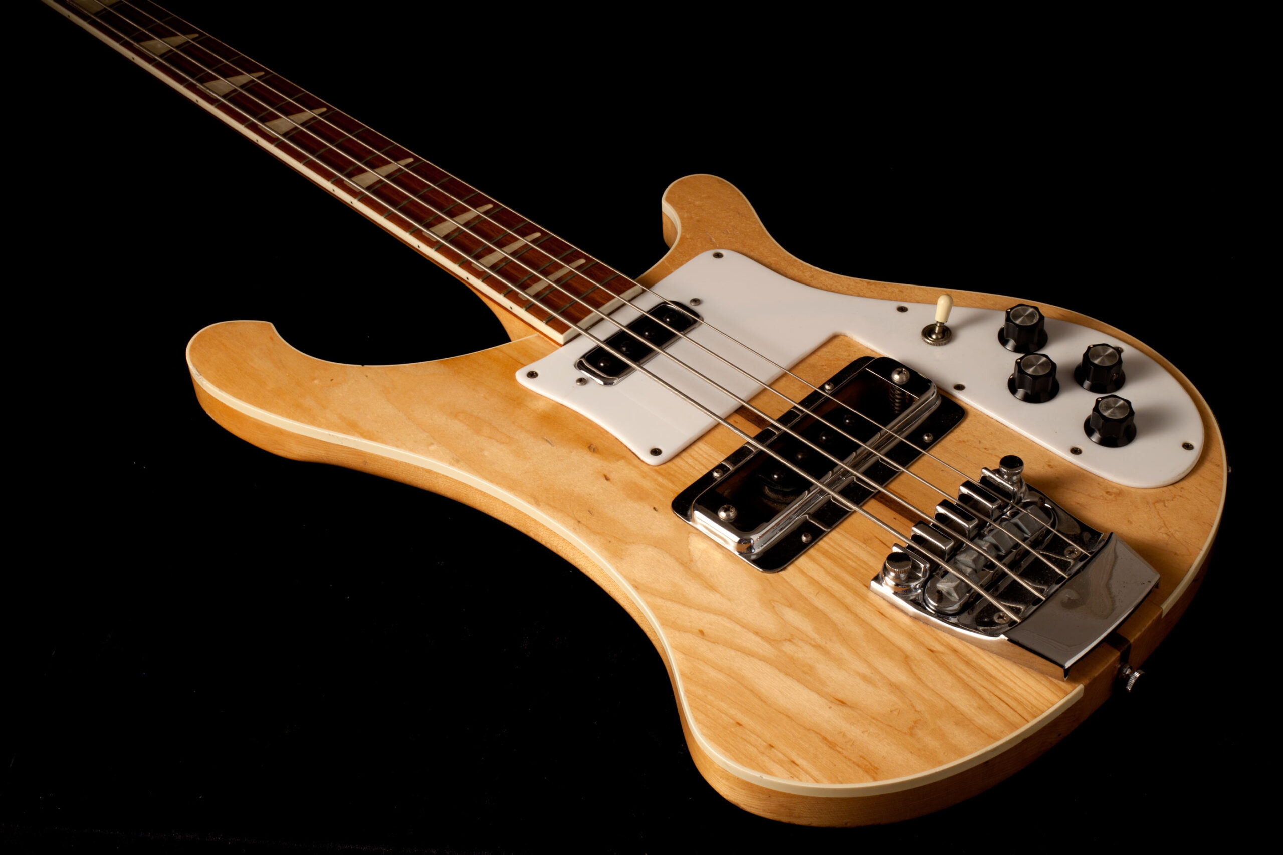 Rickenbacker 4001 Bass Mapleglo 1973 - Image 5