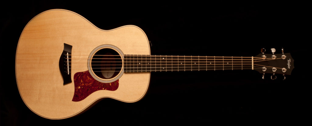 Taylor GS Mini-e Spruce/Walnut