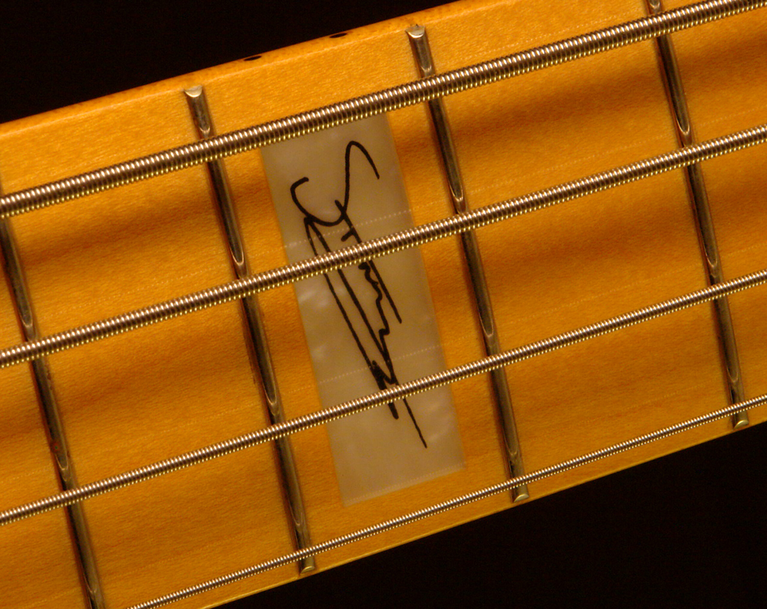 Fender Precision Bass Sting - Image 3