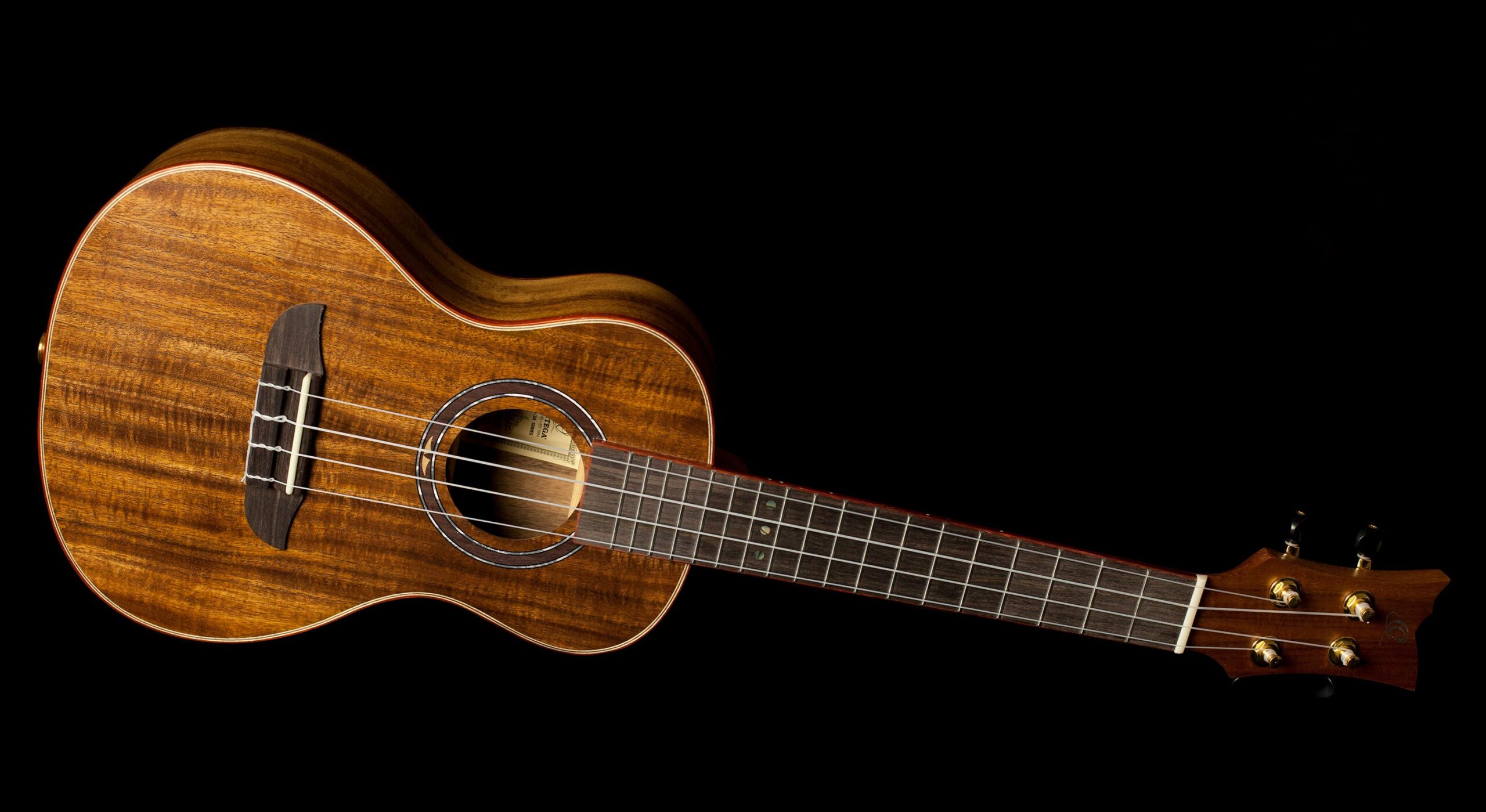 Ortega Concert Ukulele Acacia Serie Koa - Image 3