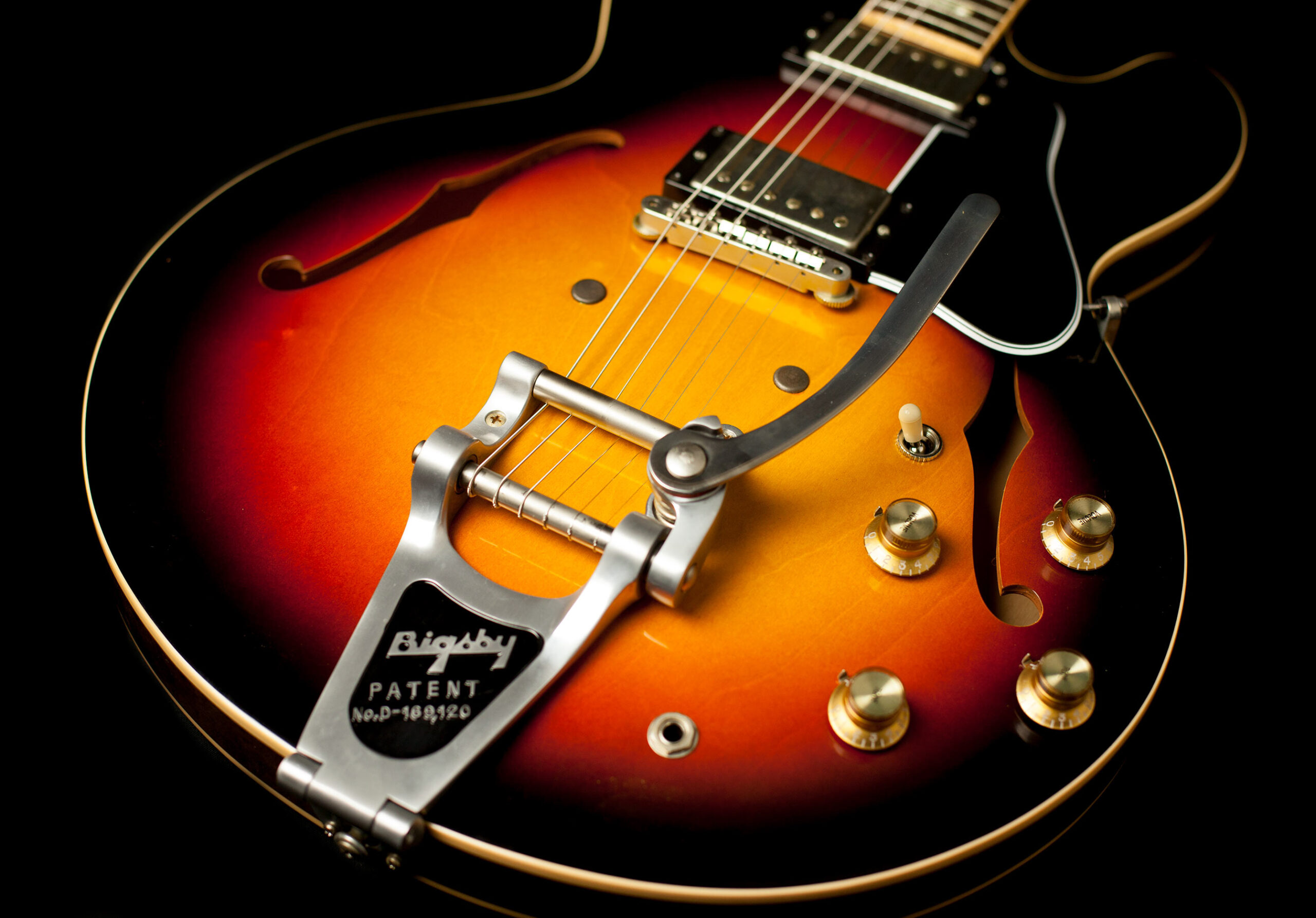 Gibson ES-335 Anchor Stud Bigsby VOS Antique Vintage Sunburst Limited Run 2018 - Image 8