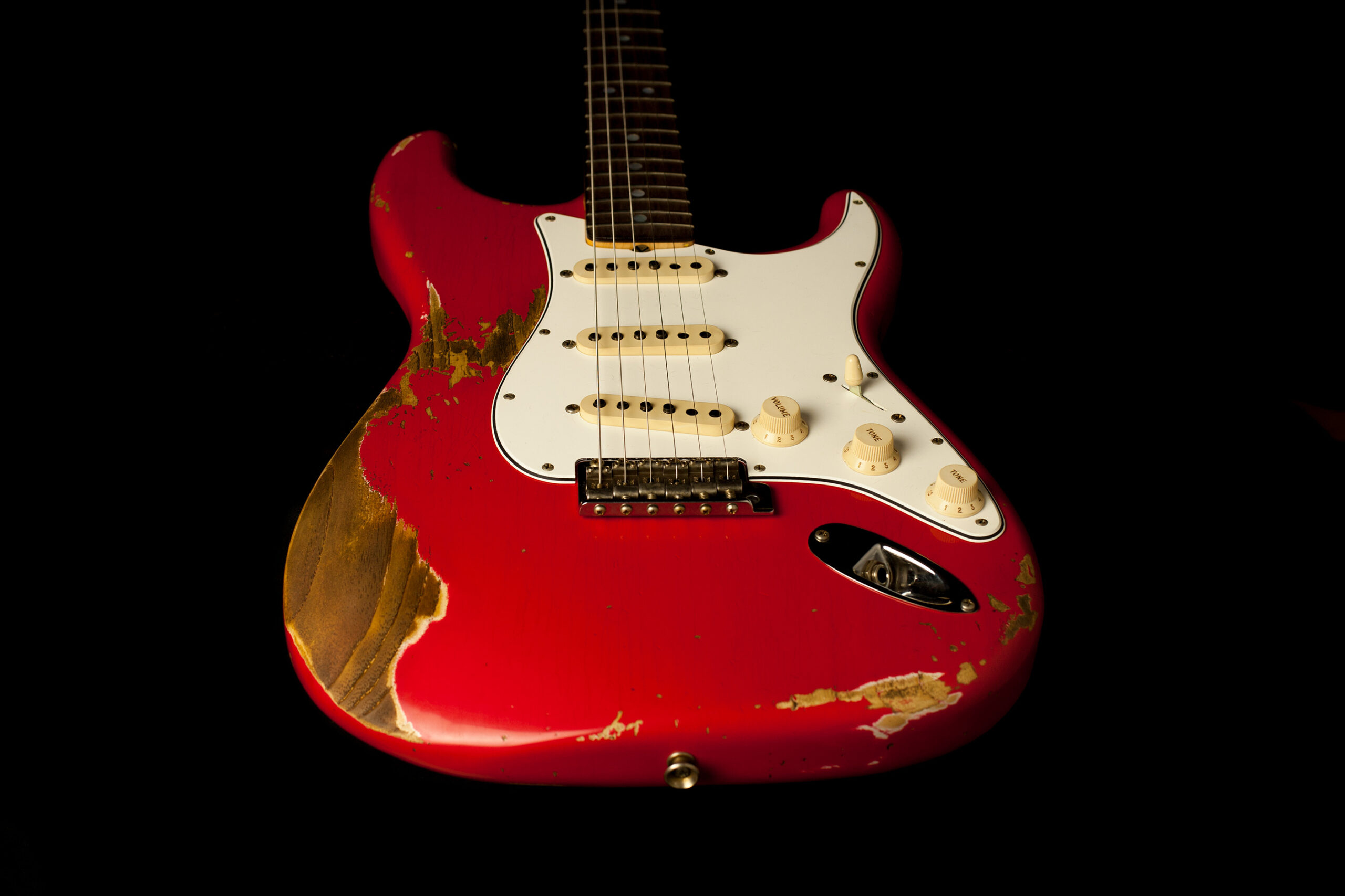 Fender Stratocaster '66 Heavy Relic Faded Hot Rod Red - Image 6