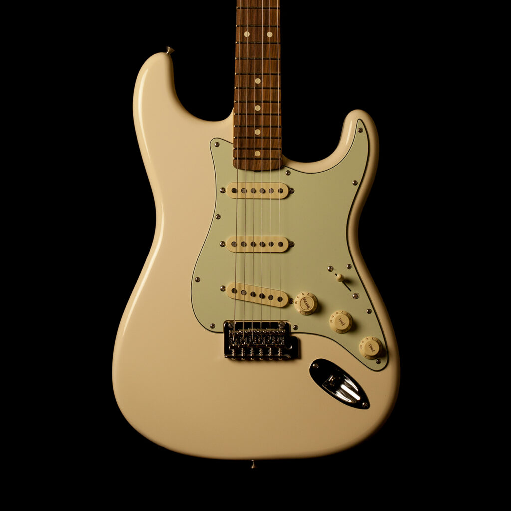 fender vintera stratocaster