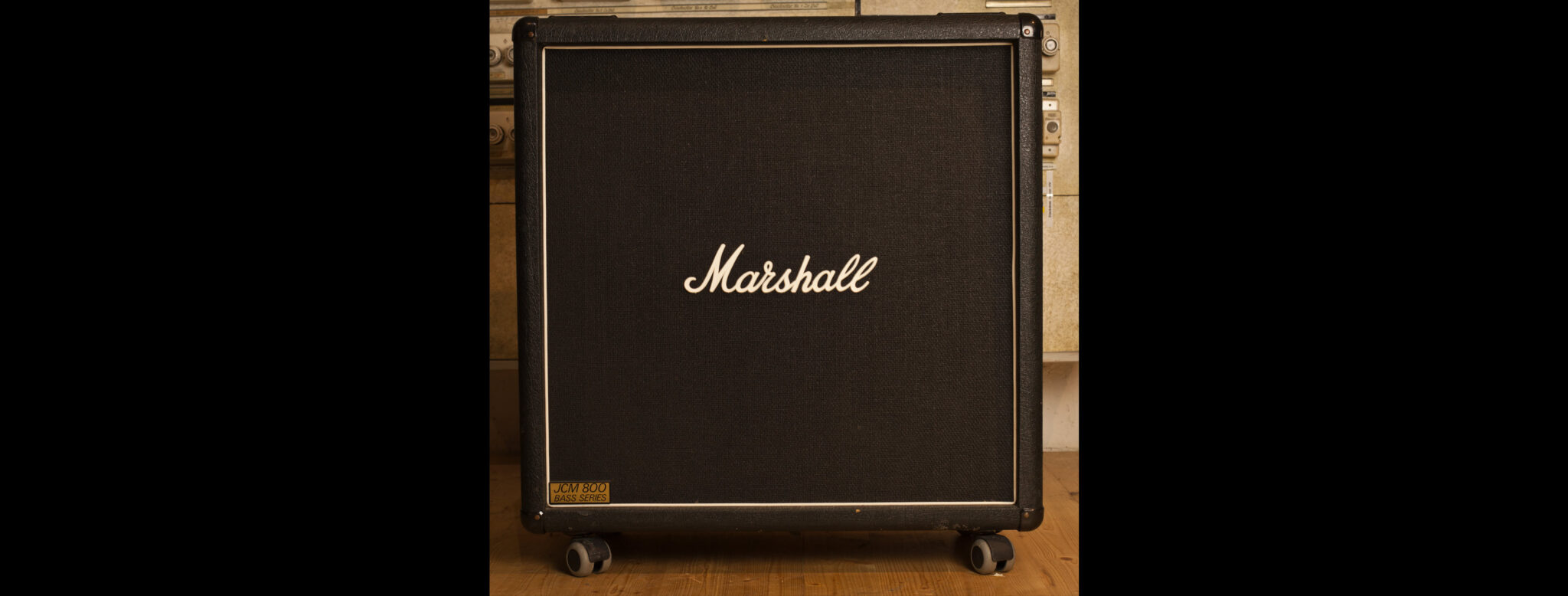Marshall 1935B 4x12" Bass Gitarren Total