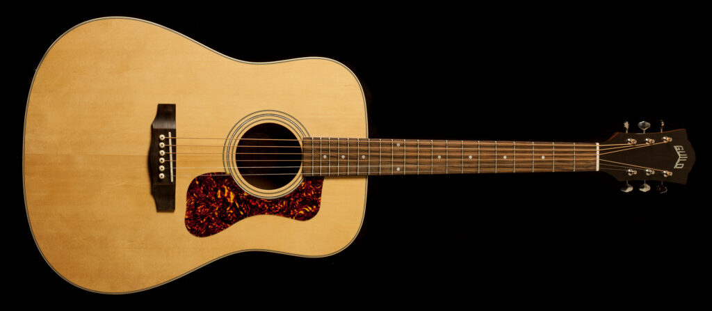 Guild D-240E