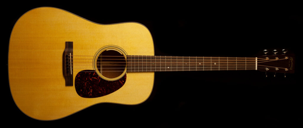 Martin D-18E 2020