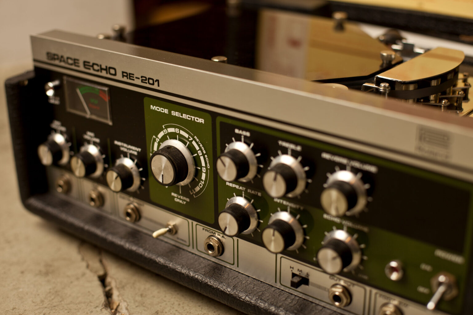 Roland RE-201 Spache Echo - Image 5
