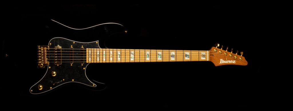 Ibanez THBB10 Tim Henson