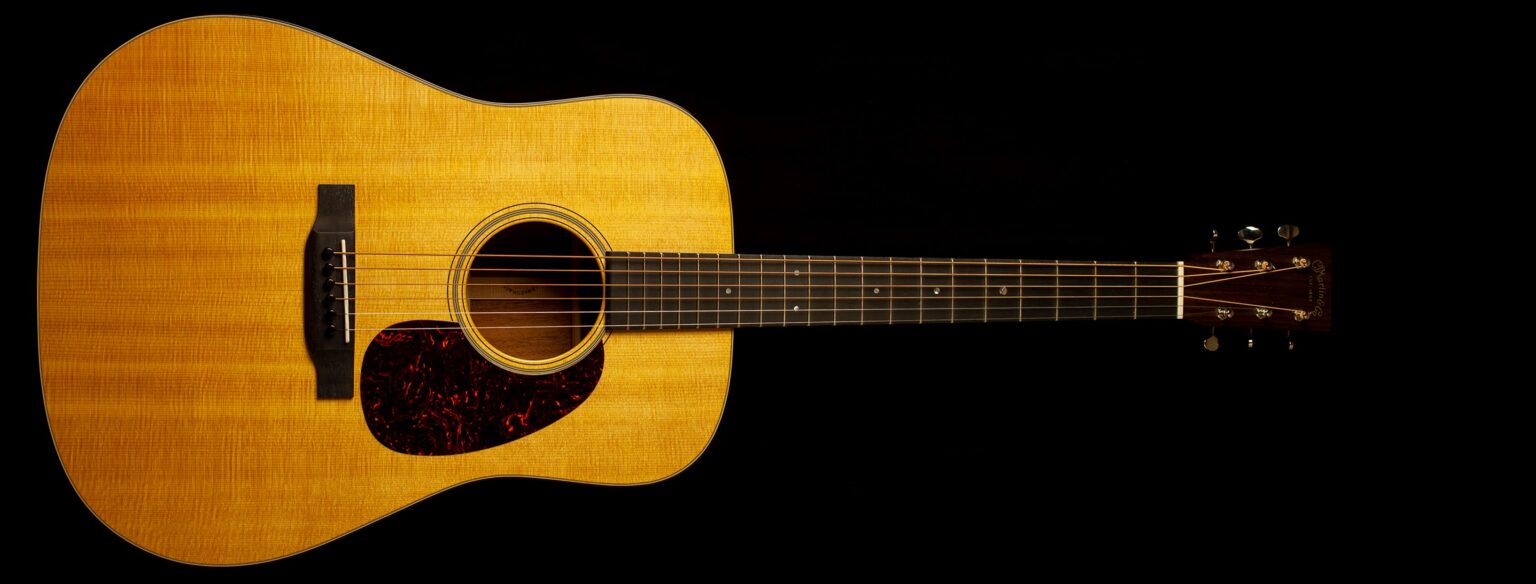 Martin D-18 Standard