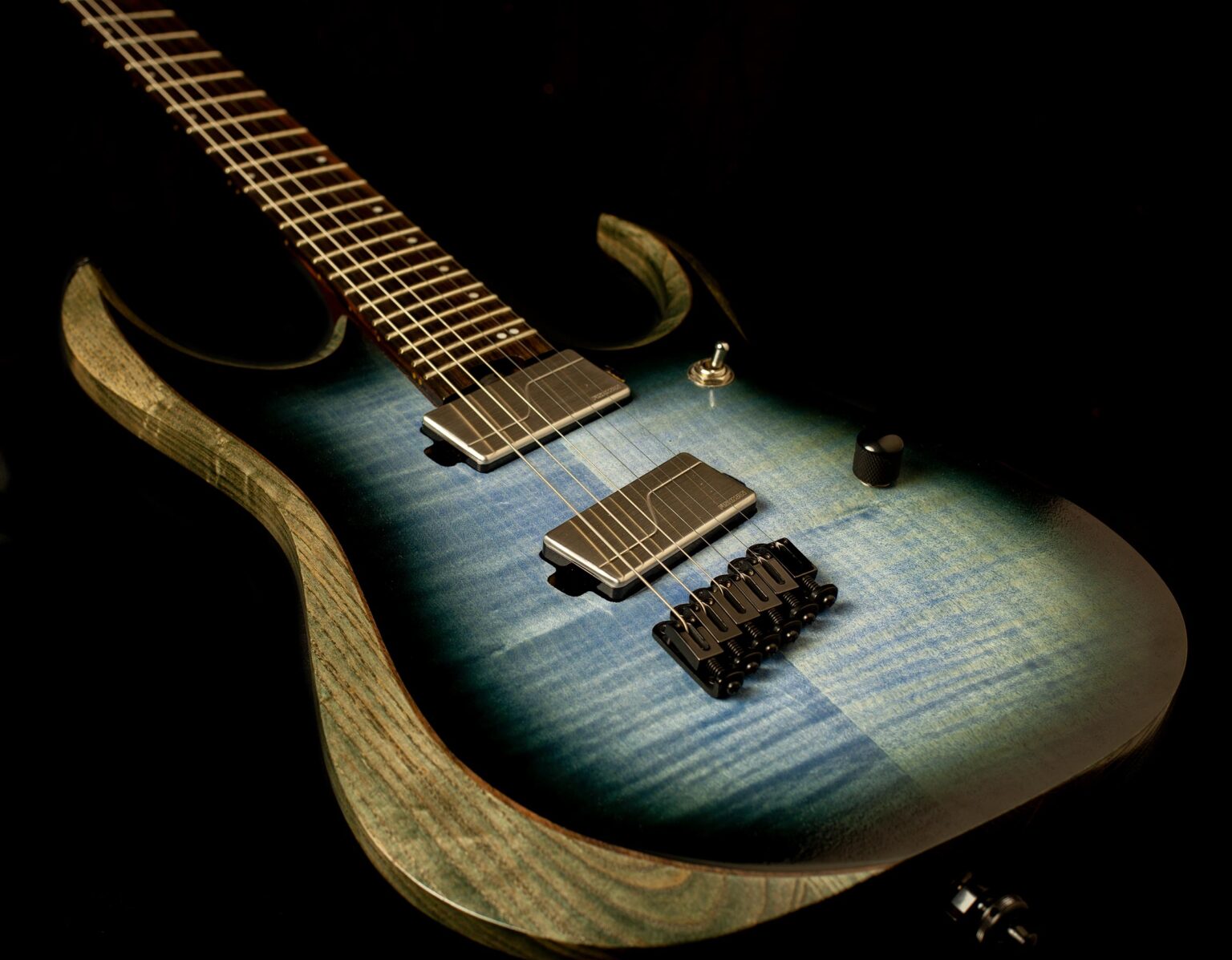 Ibanez RGD61ALMS-CLL Axion Label Cerulean Blue Burst – Bild 6