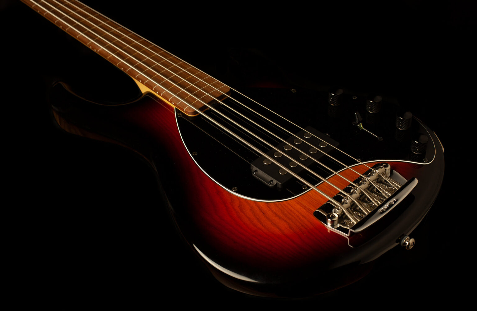Music Man Stingray 5 String Fretless Vintage Sunburst 2018 - Image 5
