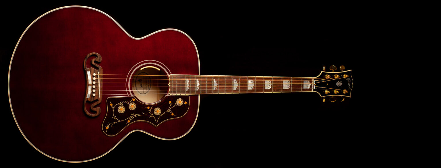 Gibson SJ-200 Standard Wine Red