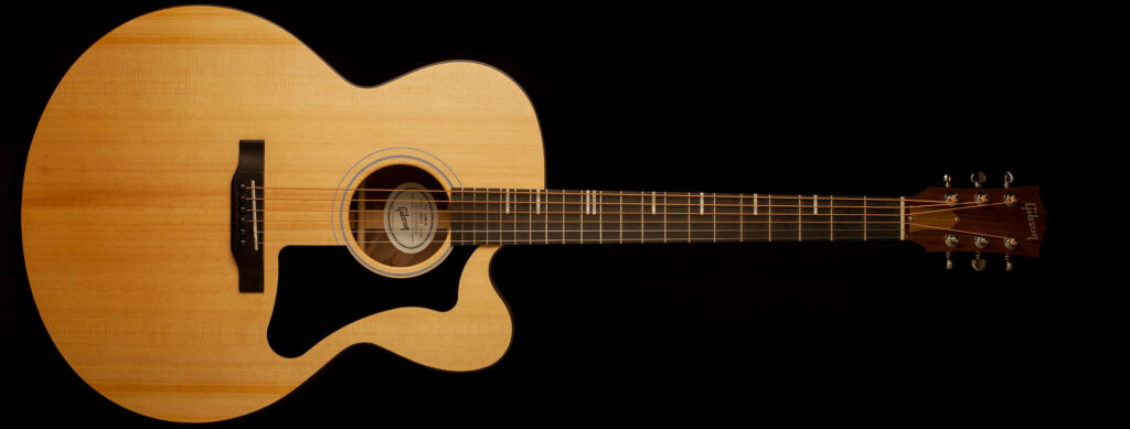 Gibson G-200 EC