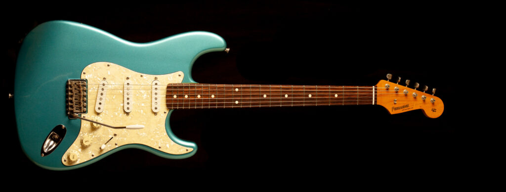 Fernandes The Revival Strat Lake Placid Blue