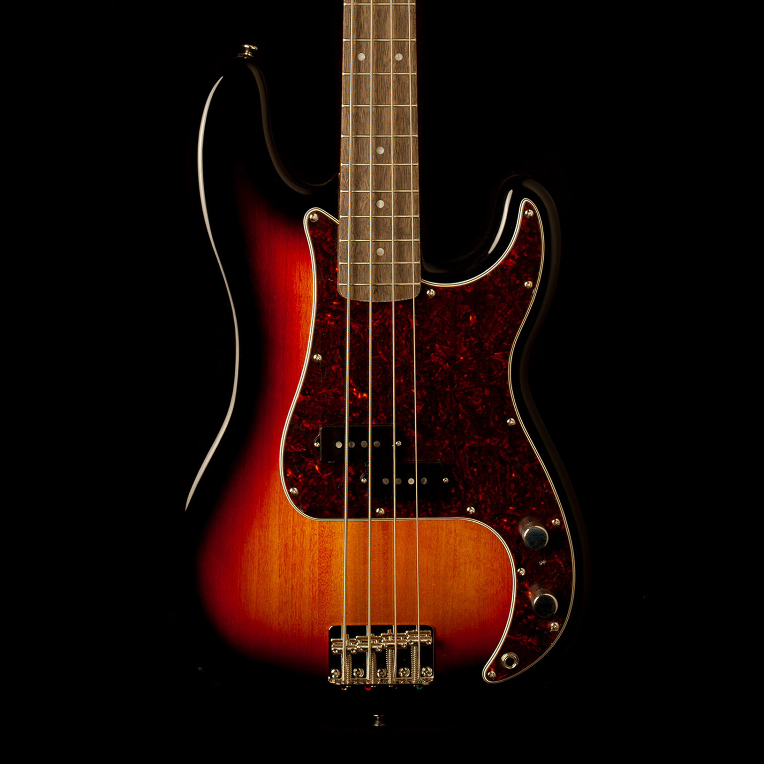 Squier Classic Vibe 60s Precision Bass 3-Tone Sunburst - Image 2