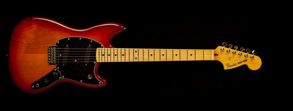 Fender Mustang Player Sienna Sunburst