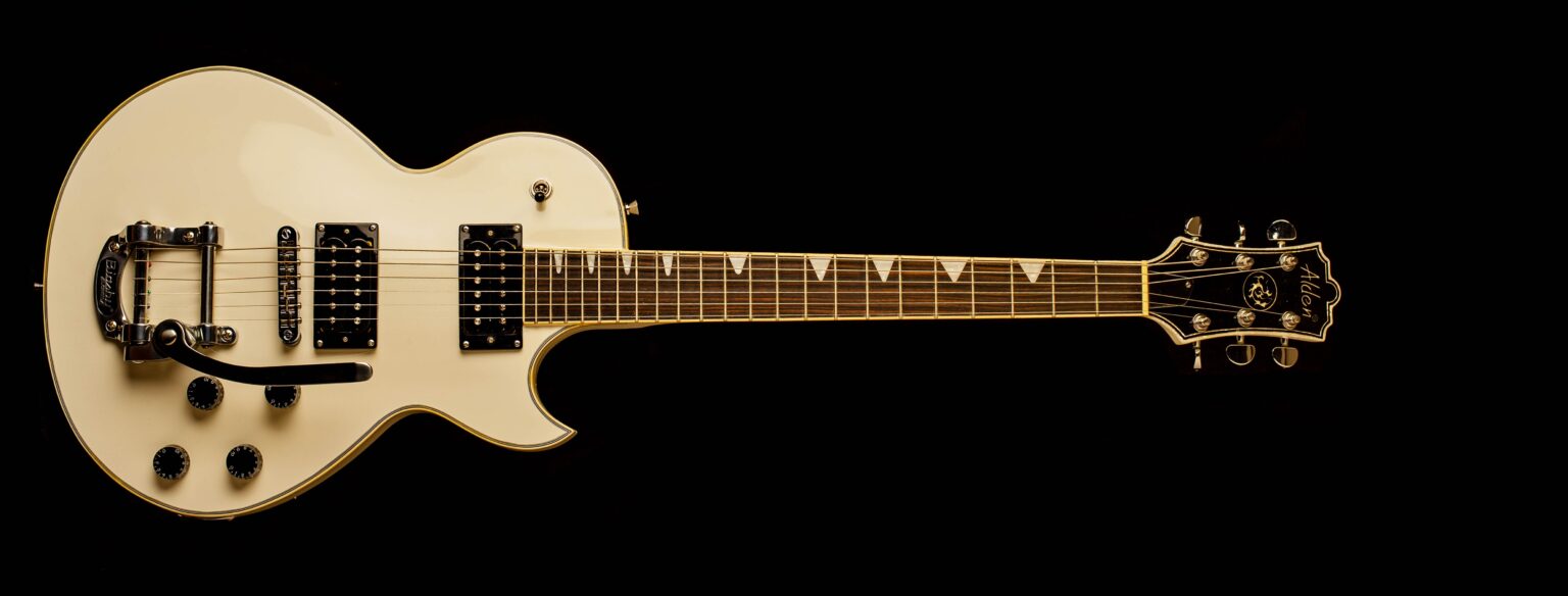 Alden Blues Line Bigsby