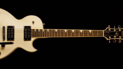 Alden Blues Line Bigsby - Gitarren Total