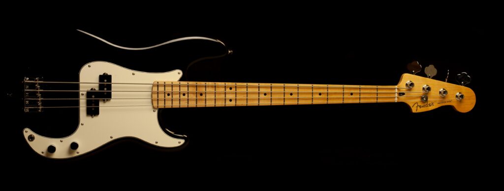 Fender Precision Bass Player MN Black