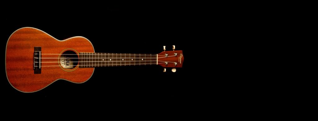 Ohana OHCK20 Concert Solid Mahogany Top