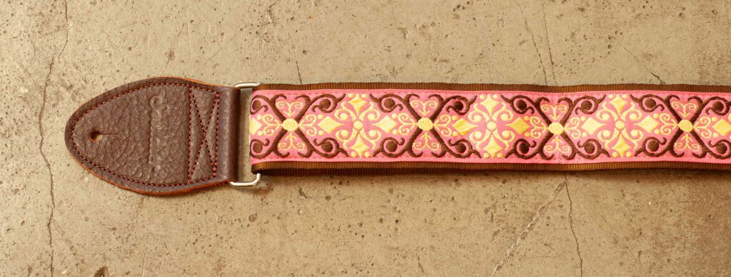 Souldier Strap Constantine Beige/Brown on Hot Pink