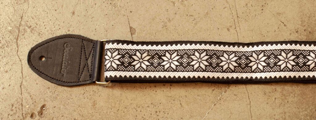 Souldier Strap Poinsettia White