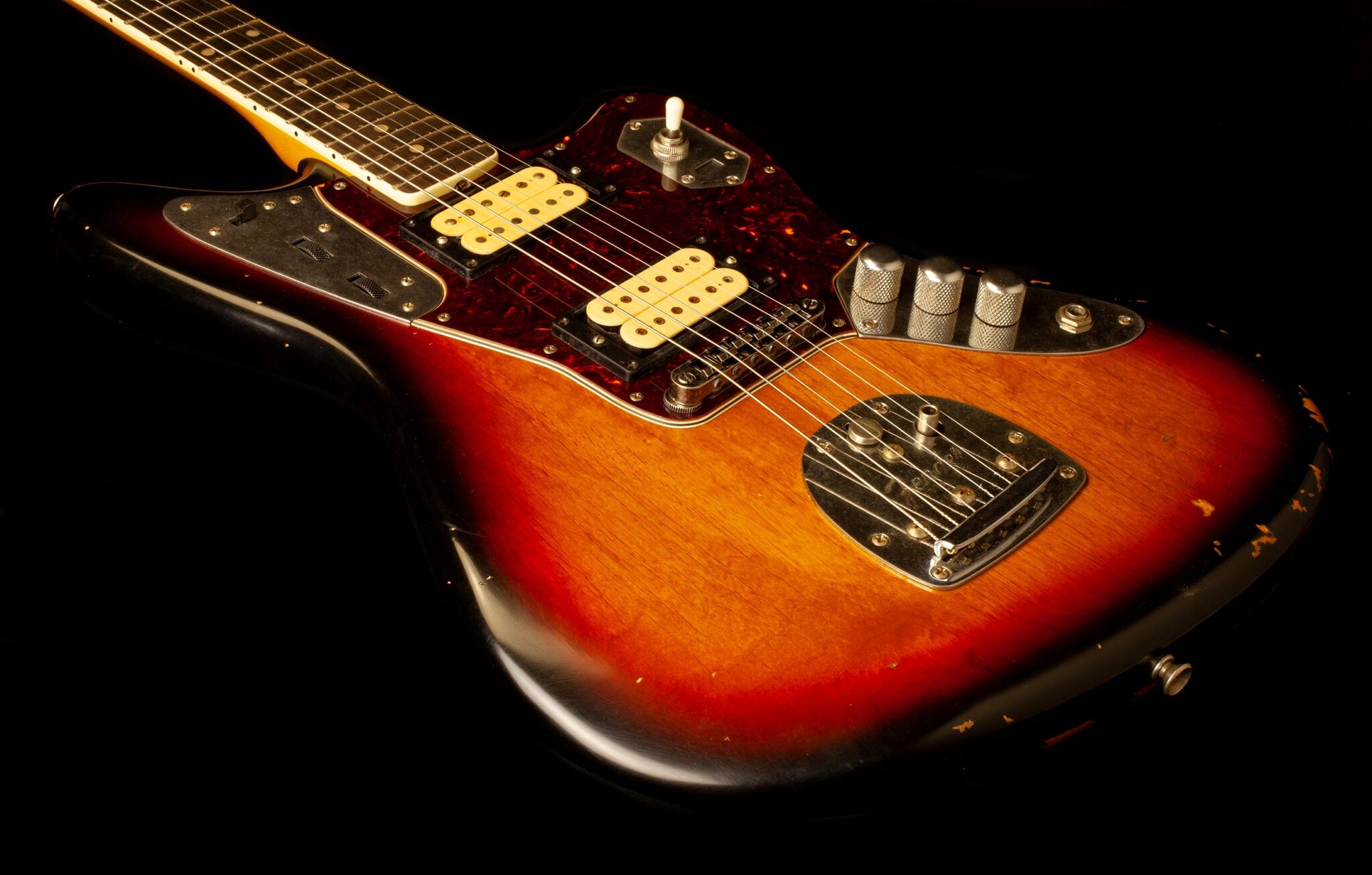 Fender Jaguar Kurt Cobain Road Worn 3Tone Sunburst Gitarren Total