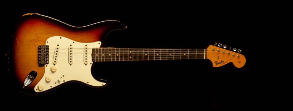 Fender Stratocaster 3-Tone Sunburst 1968
