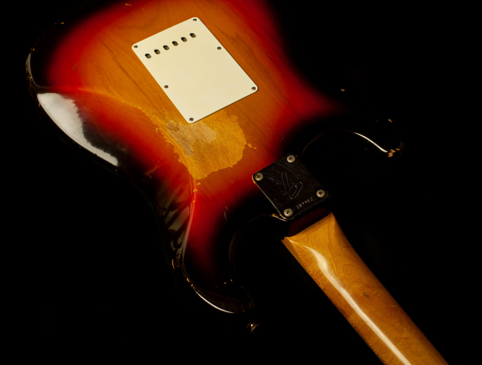 Fender Stratocaster 3-Tone Sunburst 1968 - Image 6