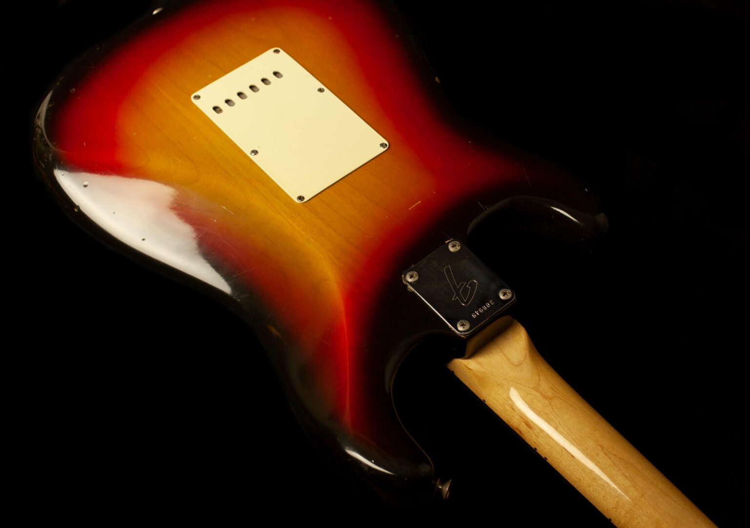 Fender Stratocaster 3-Tone Sunburst 1971 - Image 7
