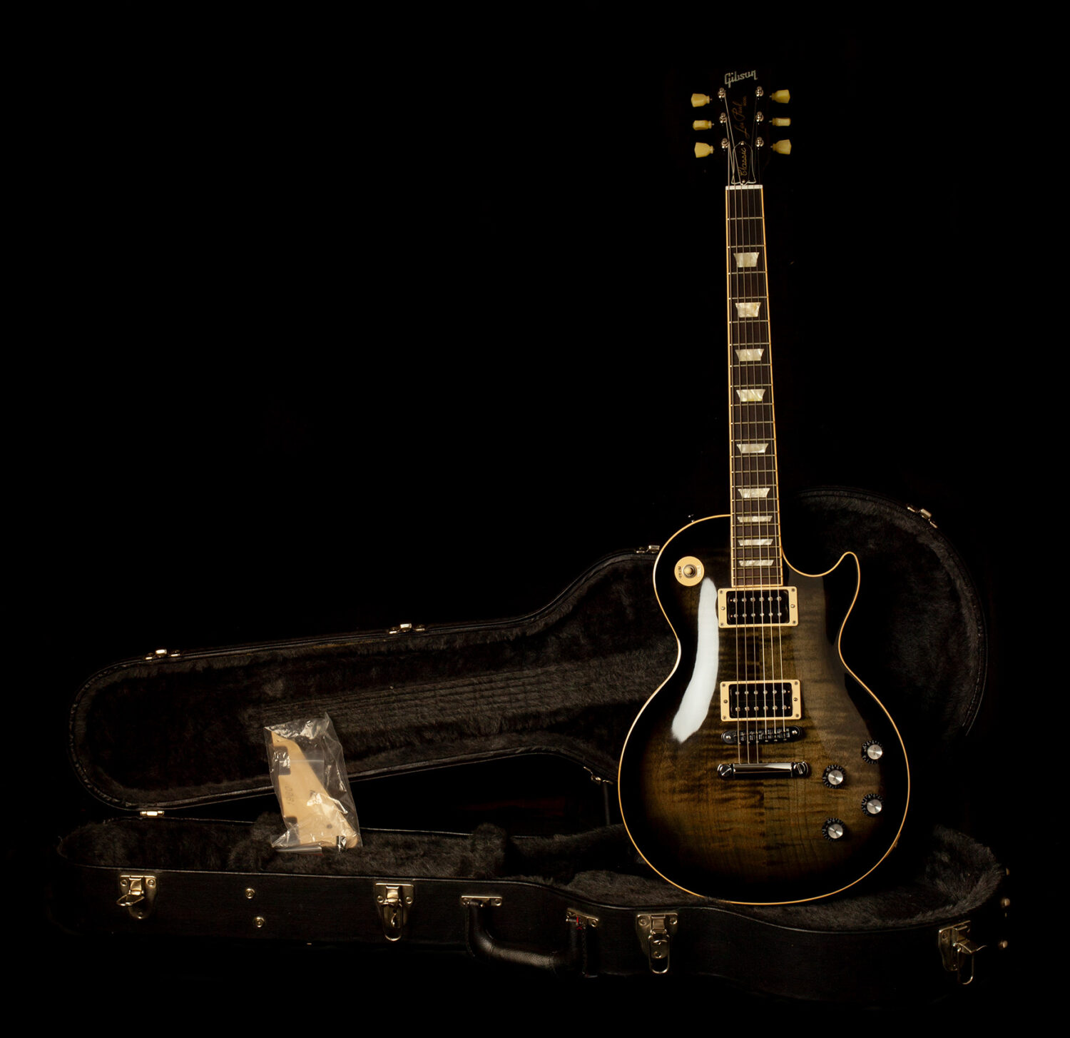Gibson Les Paul Classic Trans Ebony Burst 2011 - Image 3