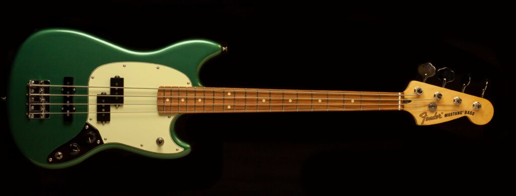 Fender Mustang Bass Player PJ Sherwood Green Metallic Limited Edition