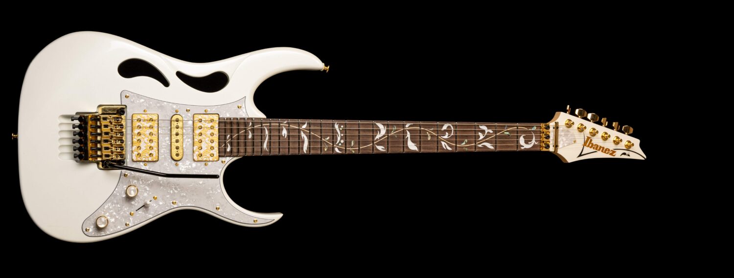 Ibanez Prestige PIA3761-SWL Stallion White