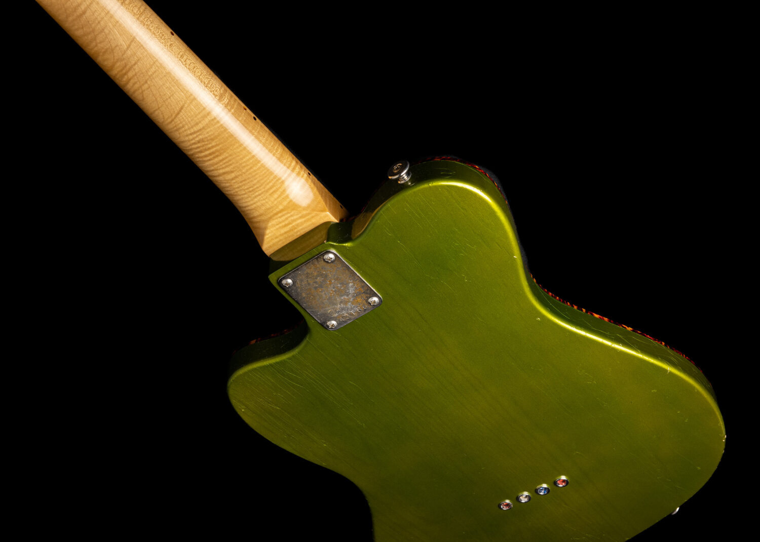 Vuorensaku T. Family Bass Aged Candy Green "Emeraldo" - Image 7