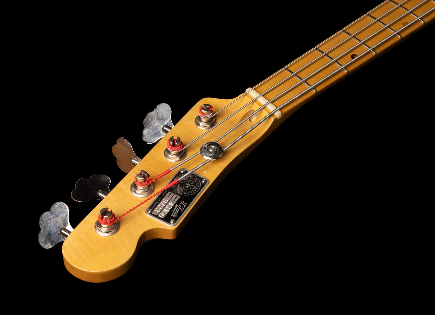 Vuorensaku T. Family Bass Aged Candy Green "Emeraldo" - Image 9