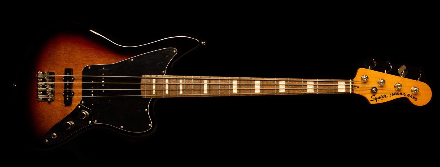 Squier Jaguar Bass Classic Vibe 3-Color Sunburst