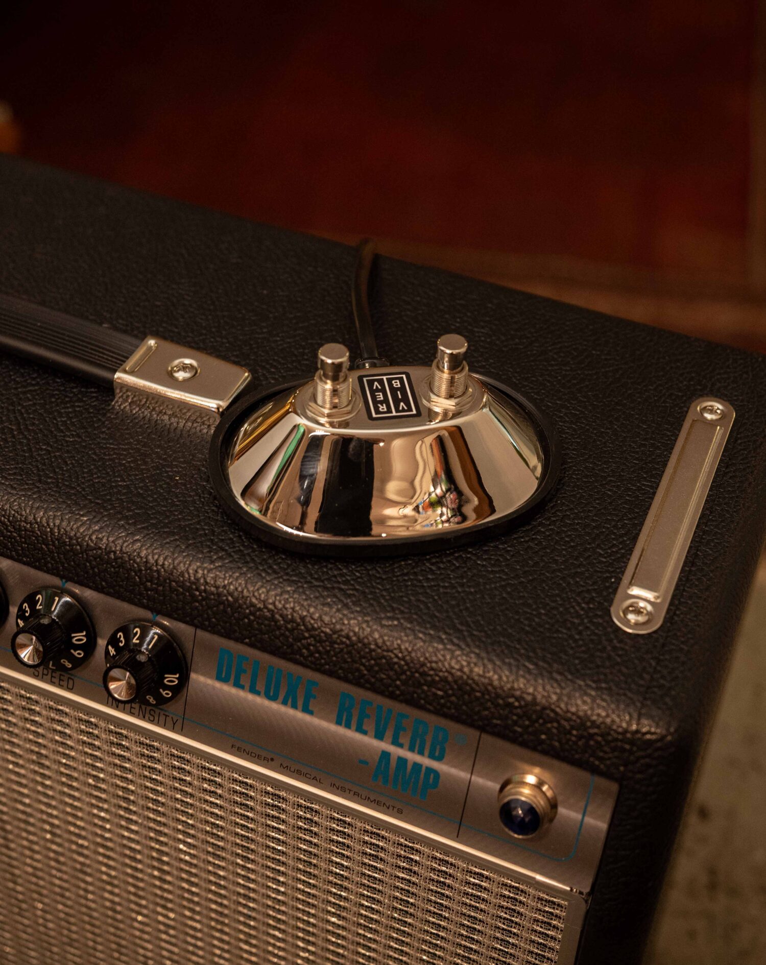 Fender '68 Deluxe Reverb Silverface – Bild 4
